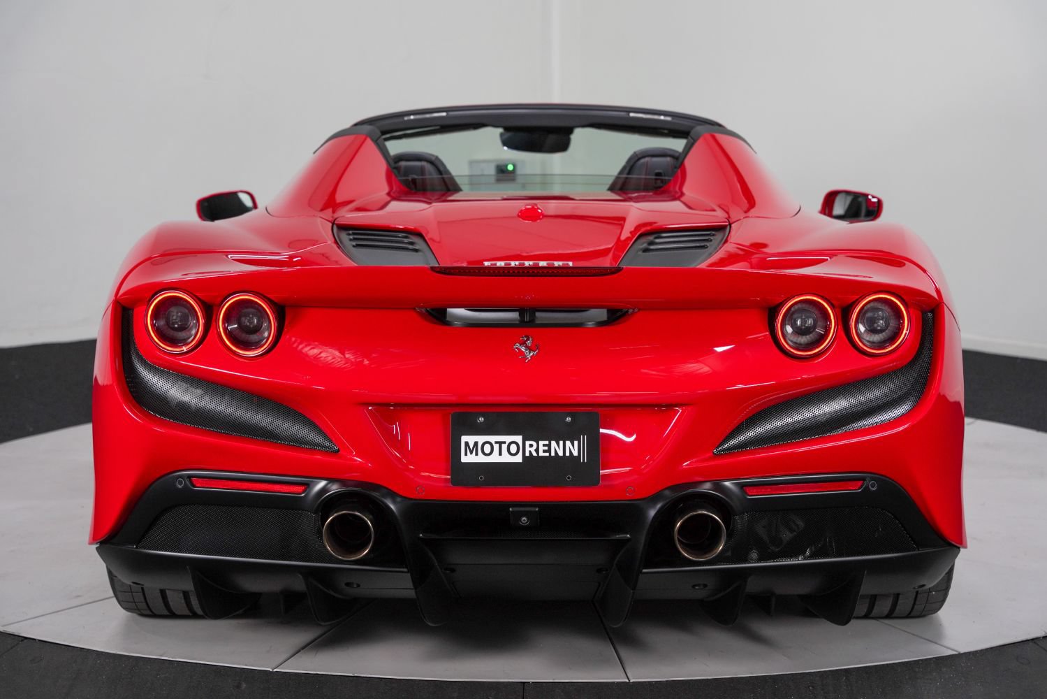 Used 2023 Ferrari F8 Tributo RWD image 8