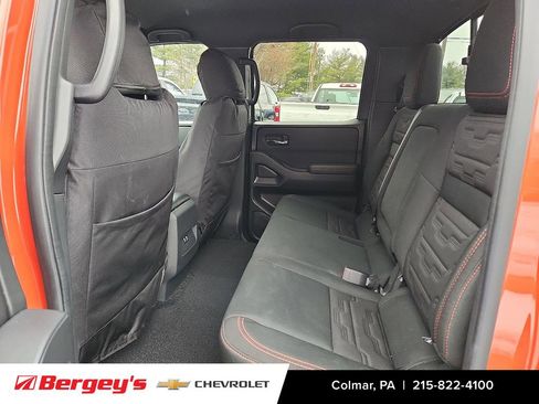 Used 2025 Nissan Frontier PRO-4X w/ Tow Package image 12