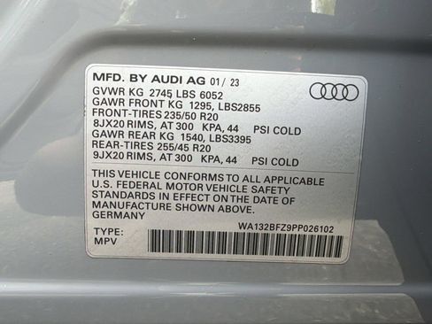 Used 2023 Audi Q4 e-tron Premium Plus w/ Premium Plus AWD/4WD image 27