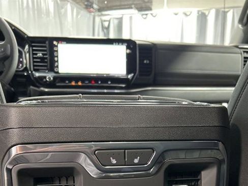 New 2026 GMC Sierra 1500 SLT w/ SLT Premium Plus Package image 18