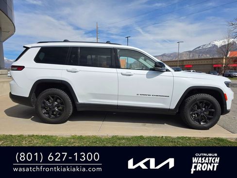 Used 2021 Jeep Grand Cherokee L Limited image 4