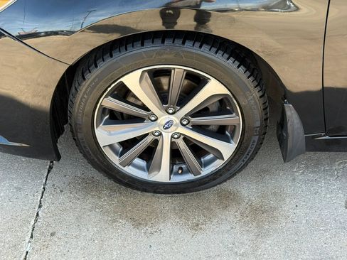 Used 2015 Subaru Legacy 3.6R Limited AWD/4WD image 41