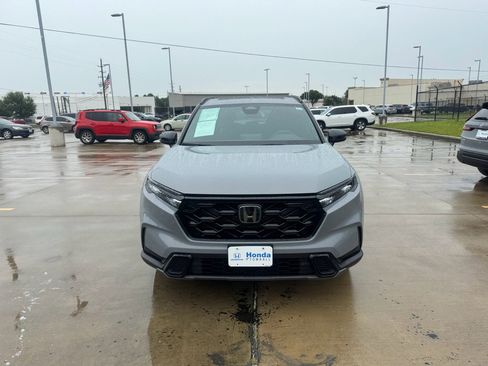 Certified 2025 Honda CR-V Sport image 3