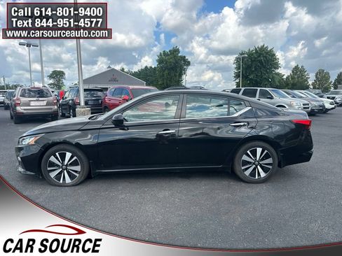 Used 2022 Nissan Altima 2.5 SV FWD image 3