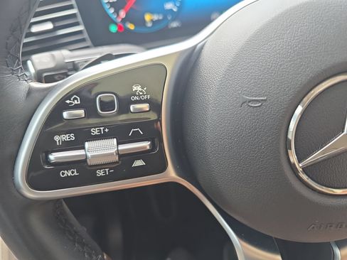 Certified 2023 Mercedes-Benz GLS 580 4MATIC image 17