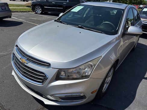 Used 2016 Chevrolet Cruze LT w/ Sun And Sound Package FWD image 1