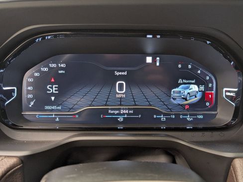 Used 2022 GMC Yukon XL Denali image 20