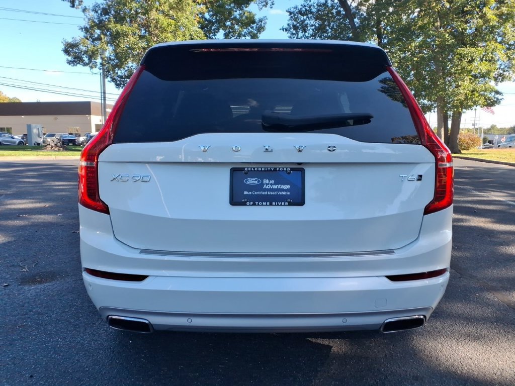 Used 2021 Volvo XC90 T6 Momentum w/ Protection Package Premier AWD/4WD image 3