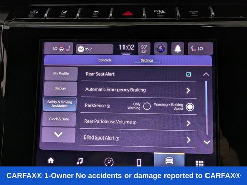 Used 2023 Jeep Grand Cherokee Altitude AWD/4WD image 11