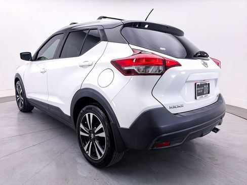 Used 2019 Nissan Kicks SV w/ Exterior Package FWD image 11
