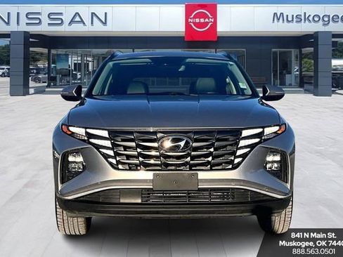 Used 2023 Hyundai Tucson SEL w/ Convenience Package image 2