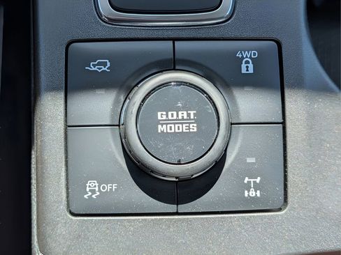 Used 2025 Ford Bronco Sport Outer Banks w/ Sasquatch Outer Banks Package AWD/4WD image 21