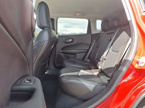 Used 2021 Jeep Compass Limited image 10