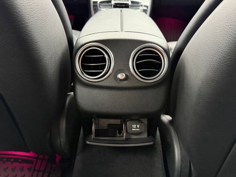 Used 2017 Mercedes-Benz E 300 4MATIC image 18