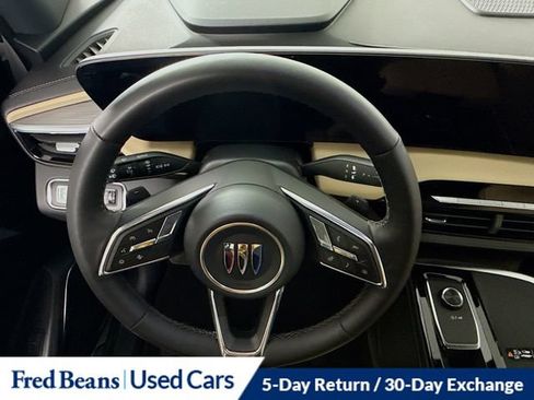 Used 2026 Buick Enclave Preferred AWD/4WD image 16