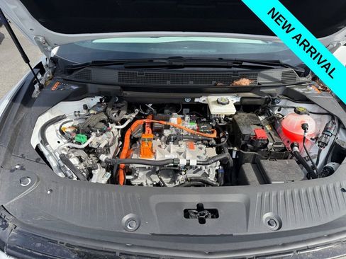 Used 2024 Chevrolet Equinox EV LT w/ Active Safety Package 3 image 11