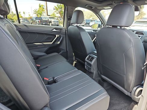 Certified 2023 Volkswagen Tiguan SE R-Line FWD image 11