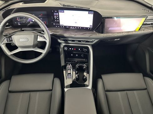 New 2025 Audi Q5 Prestige image 12