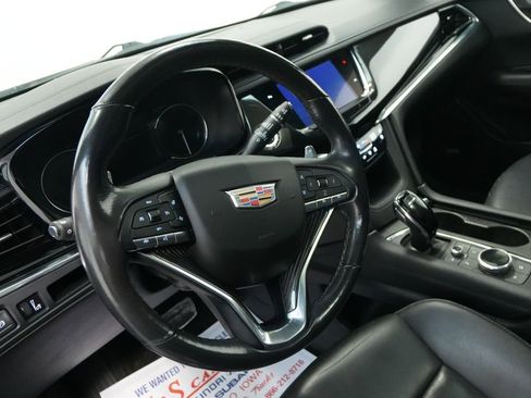 Used 2020 Cadillac XT6 Sport image 14