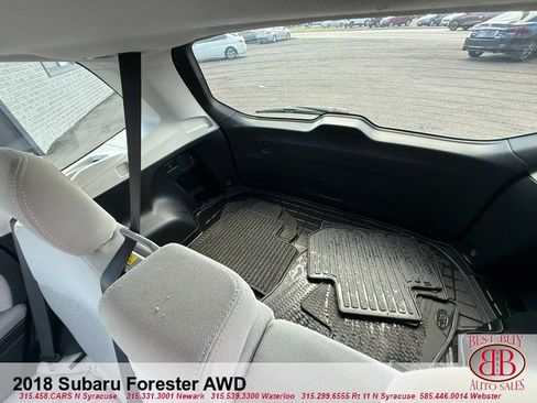 Used 2018 Subaru Forester 2.5i Premium w/ All-Weather Package AWD/4WD image 11