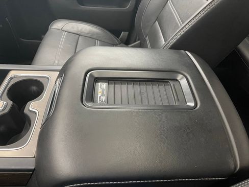 Used 2017 GMC Sierra 1500 Denali w/ Denali Ultimate Package AWD/4WD image 29