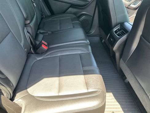 Certified 2020 Chevrolet Blazer LT w/ LPO, Black Grille Bar Package FWD image 24