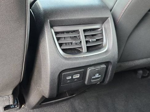 Used 2025 Chevrolet Blazer RS FWD image 30