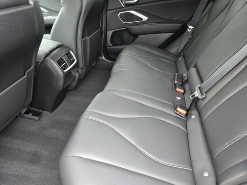 Certified 2025 Acura RDX SH-AWD image 30