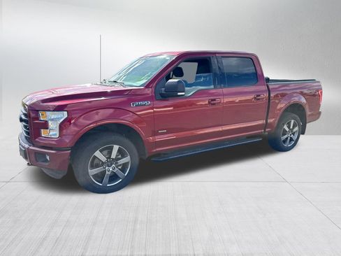 Used 2017 Ford F150 XLT w/ Equipment Group 302A Luxury AWD/4WD image 4