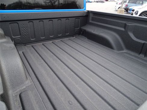 New 2025 Jeep Gladiator Rubicon image 19