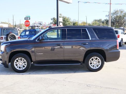 Used 2016 GMC Yukon SLT w/ HD Trailering Package image 5