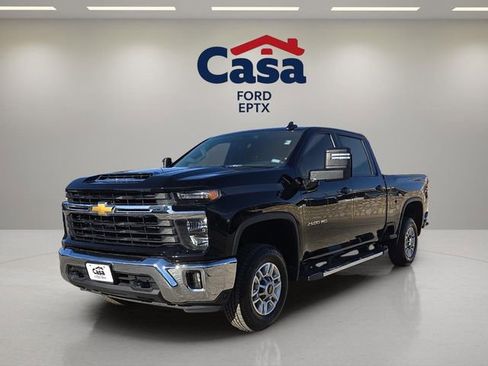 Used 2025 Chevrolet Silverado 1500 LT image 6