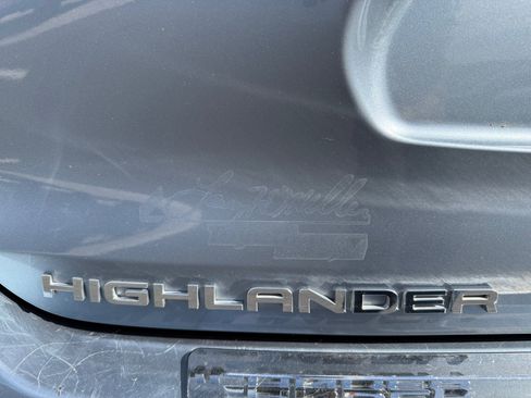 Used 2022 Toyota Highlander Platinum image 24