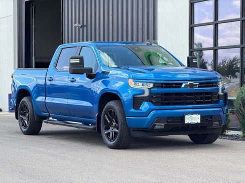 Used 2024 Chevrolet Silverado 1500 RST AWD/4WD image 4