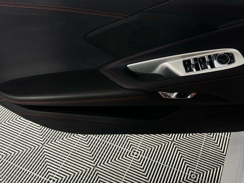 Used 2025 Chevrolet Corvette Stingray Convertible w/ 1LT image 26