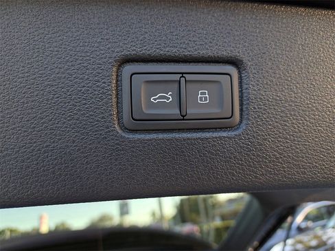 New 2026 Audi Q7 2.0T Premium image 31