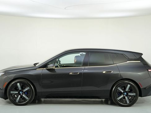 Used 2022 BMW iX xDrive50 w/ Premium Package image 51