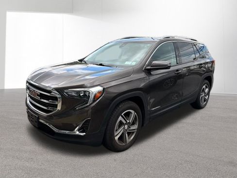 Used 2020 GMC Terrain SLT w/ Preferred Package AWD/4WD image 2