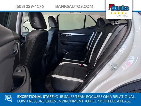 Certified 2025 Buick Envision Sport Touring image 9