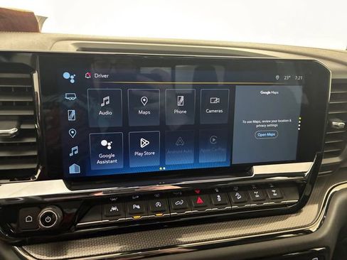 Used 2023 Chevrolet Silverado 1500 ZR2 w/ Technology Package image 26