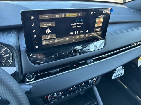 New 2026 Mitsubishi Outlander LE FWD image 12
