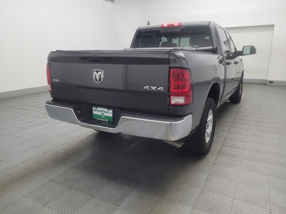 Used 2022 RAM 1500 Classic SLT w/ Electronics Group AWD/4WD image 9