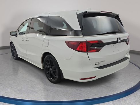 Certified 2024 Honda Odyssey Sport image 7