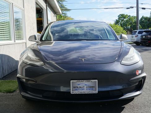 Used 2018 Tesla Model 3 Long Range image 6