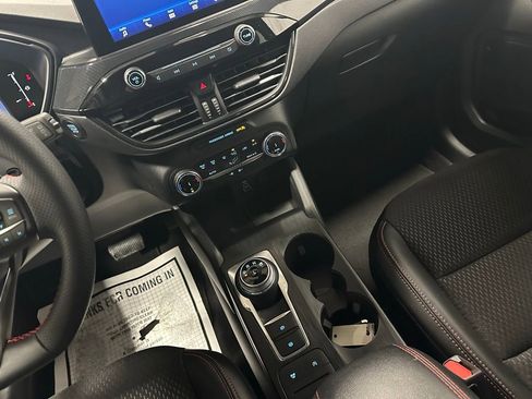 Used 2025 Ford Escape ST-Line image 35