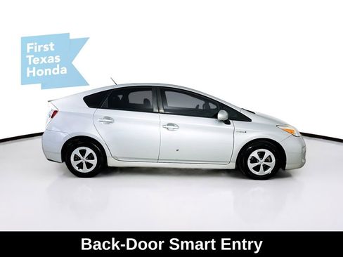 Used 2015 Toyota Prius Three FWD image 8