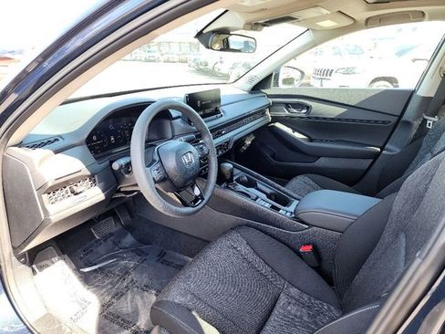 Used 2025 Honda Accord SE image 20