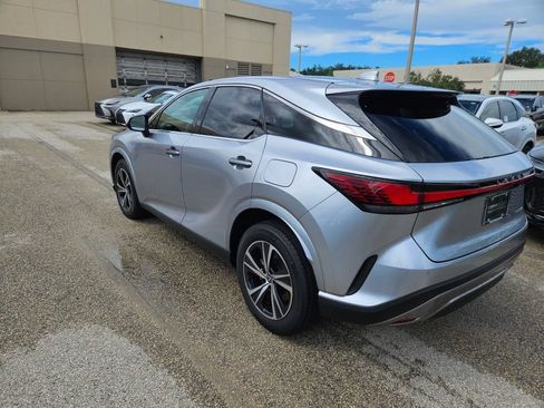 Certified 2025 Lexus RX 350 FWD w/ Technology Package image 8