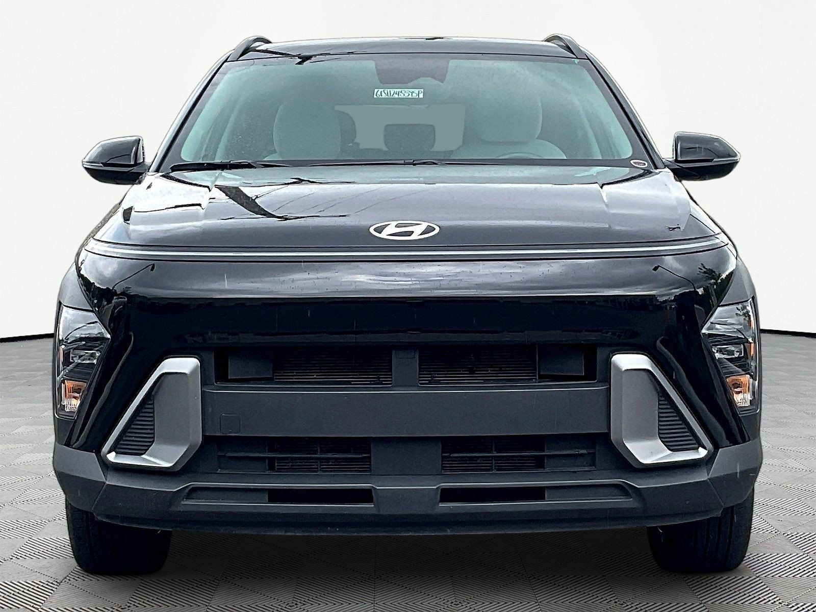 Used 2025 Hyundai Kona SEL AWD/4WD image 2