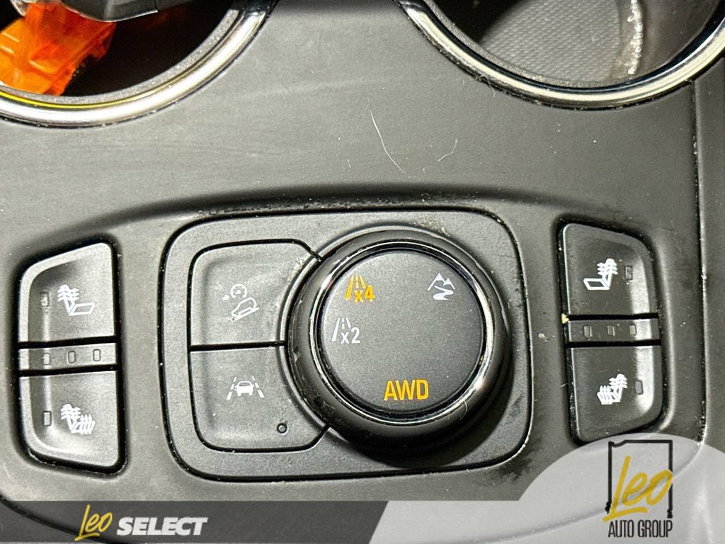 Used 2024 GMC Terrain SLT w/ LPO, Floor Liner Package AWD/4WD image 22